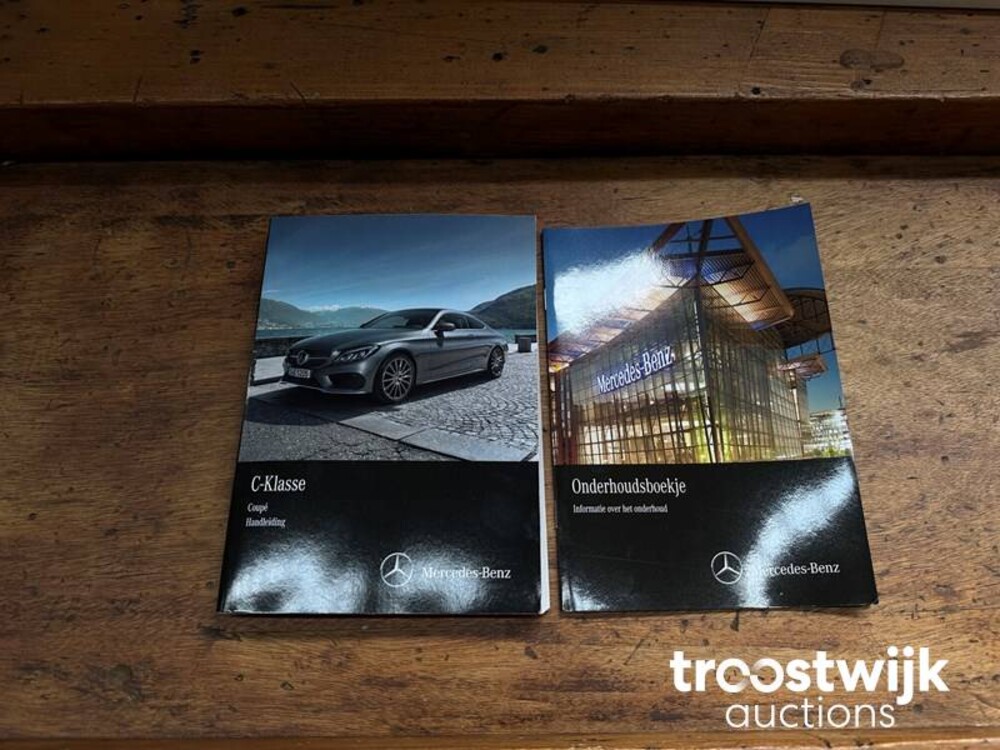 Mercedes-Benz C300 AMG Coupe 245 PS 2016 C-Klasse