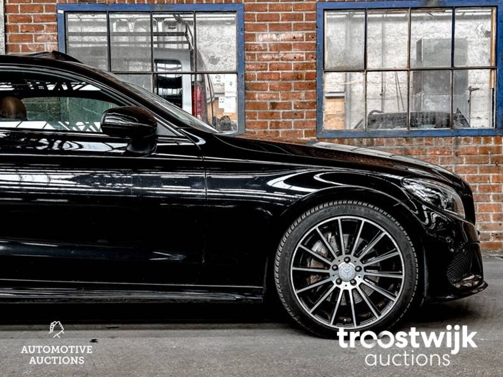 Mercedes-Benz C300 AMG Coupe 245 PS 2016 C-Klasse