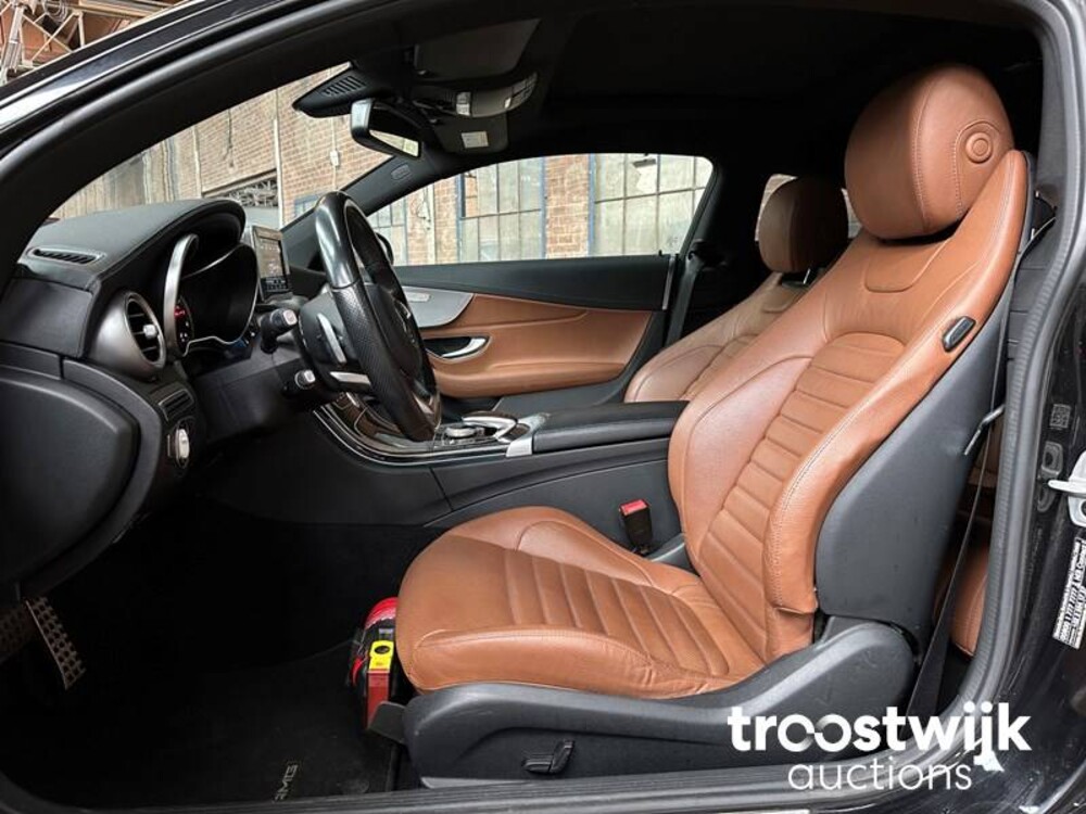 Mercedes-Benz C300 AMG Coupe 245 PS 2016 C-Klasse
