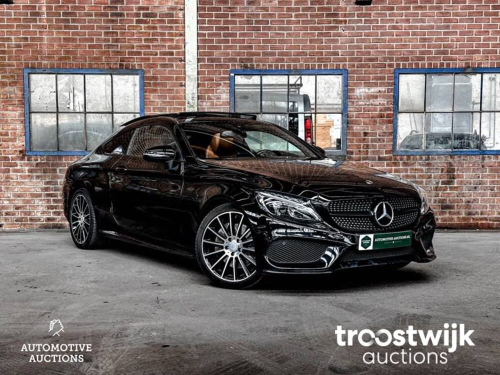 Mercedes-Benz C300 AMG Coupe 245 PS 2016 C-Klasse