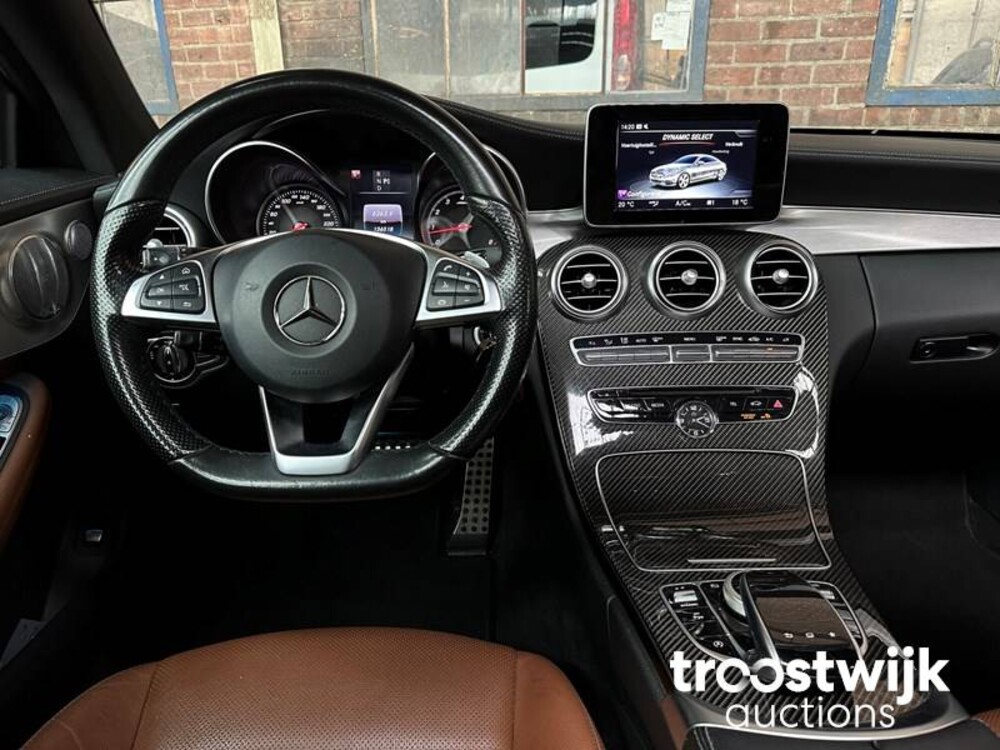 Mercedes-Benz C300 AMG Coupe 245 PS 2016 C-Klasse