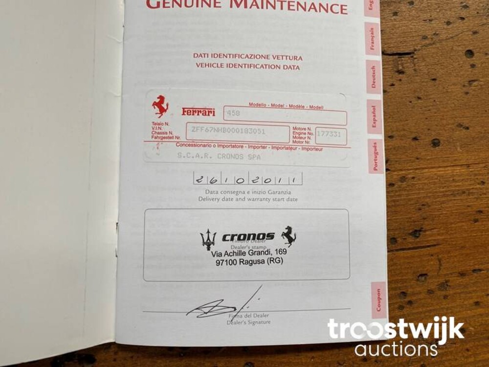 Ferrari 458 Italia F142 4.5 V8 570hp 2011