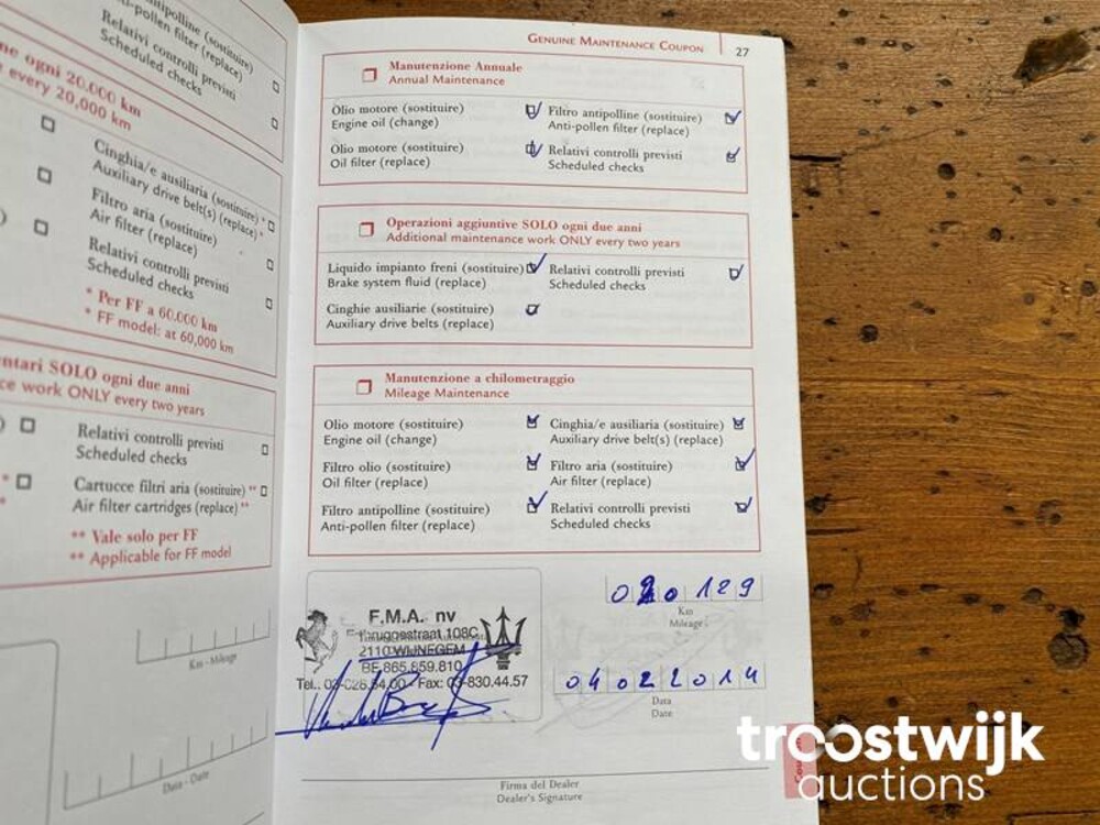 Ferrari 458 Italia F142 4.5 V8 570hp 2011