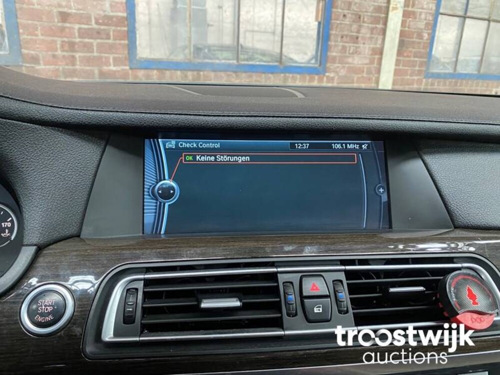 BMW 750 IL Active Hybrid 7er 465 PS 2012