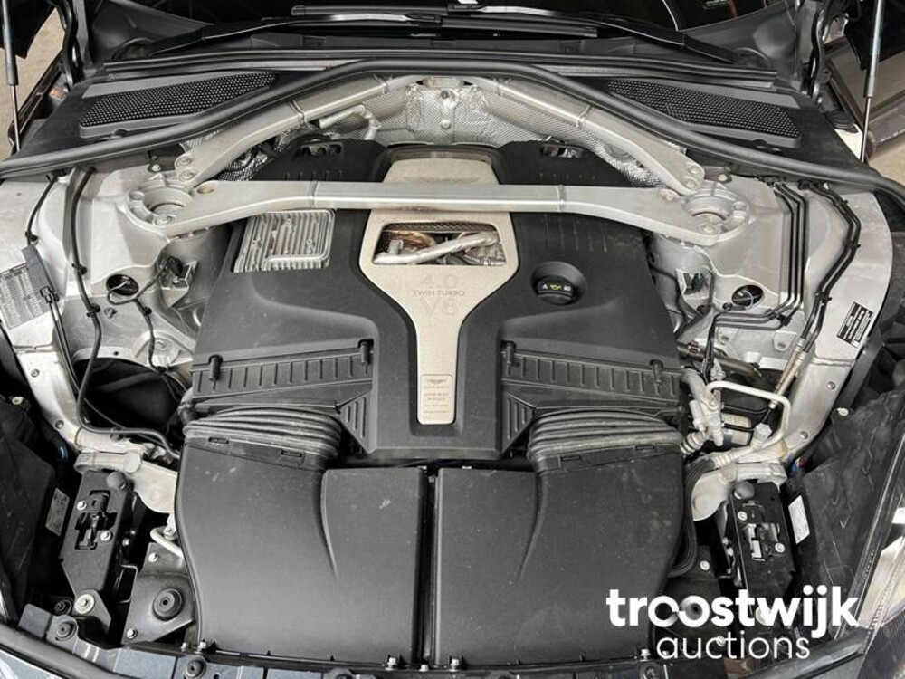 Aston Martin DBX 4.0 V8 551hp 2020, R-303-JK