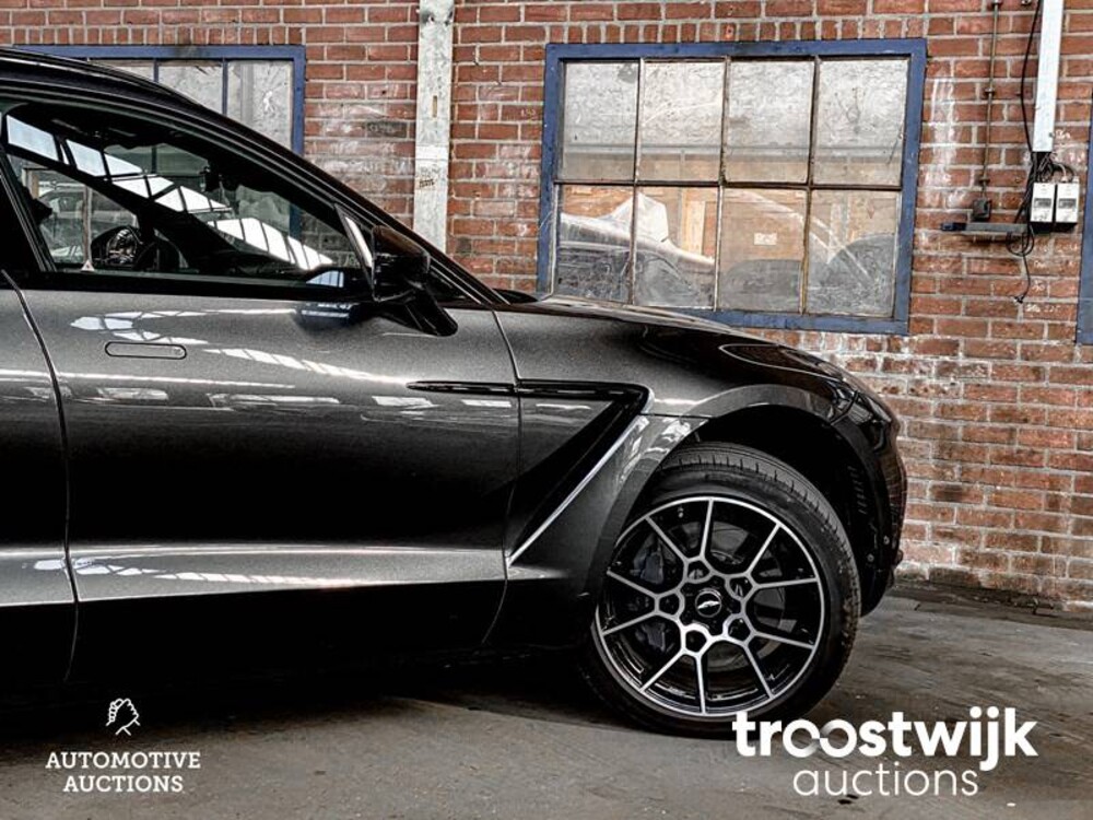 Aston Martin DBX 4.0 V8 551hp 2020, R-303-JK