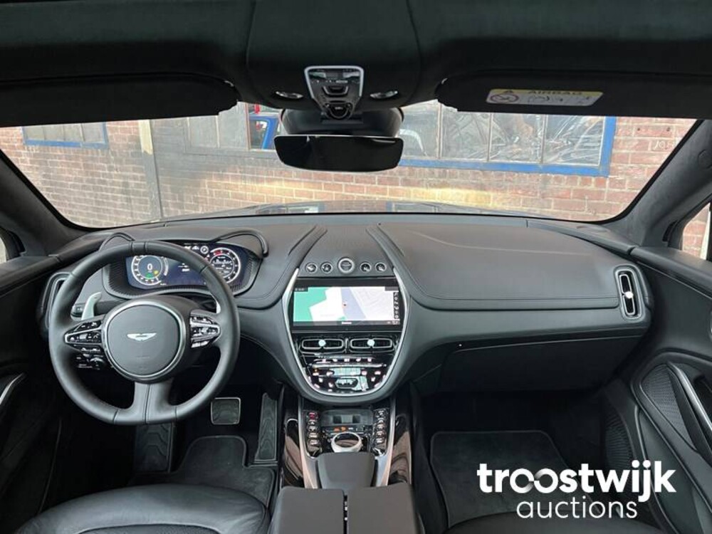 Aston Martin DBX 4.0 V8 551hp 2020, R-303-JK