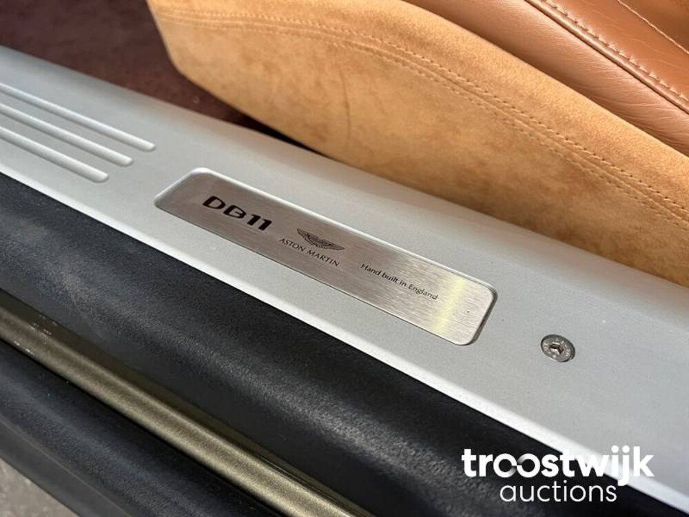 Aston Martin DB11 5.2 V12 Twin Turbo 609PS 2017