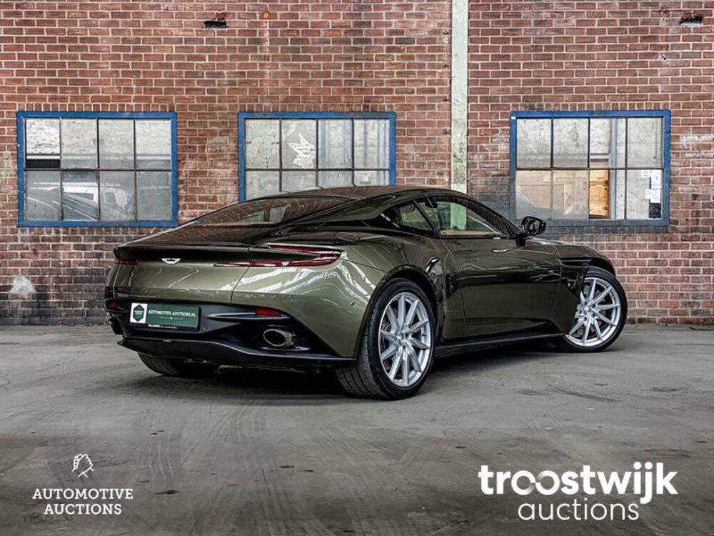 Aston Martin DB11 5.2 V12 Twin Turbo 609PS 2017