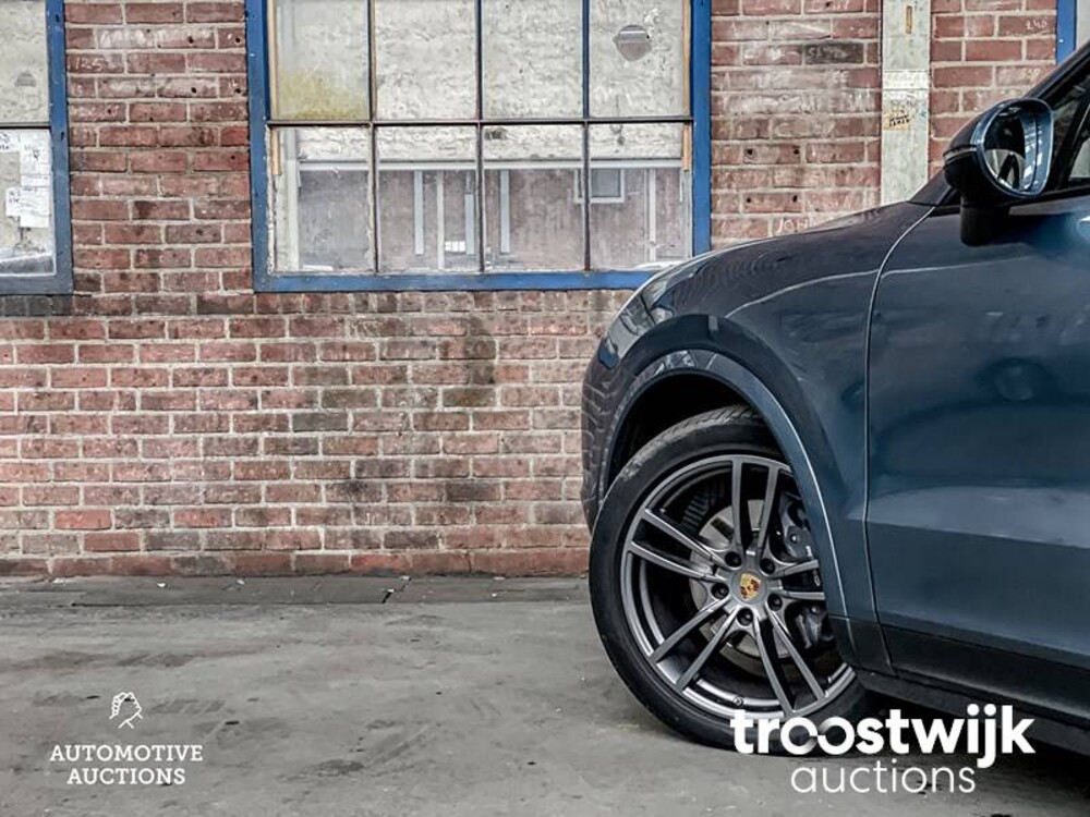 Porsche Cayenne 3.0 V6 340PS 2018 NEU-MODELL -Mehr über NL-, ST-296-D