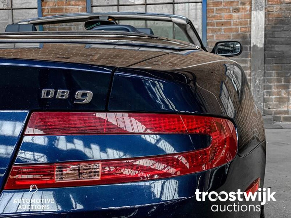 Aston Martin DB9 6.0 V12 450hp 2007