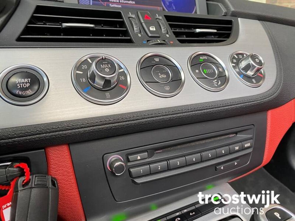 BMW Z4 sDrive35i Sport- Automatik 306hp 2009