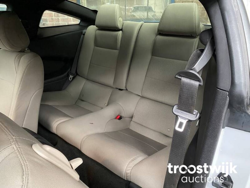 Ford Mustang V6 3.7L 305PS 2013