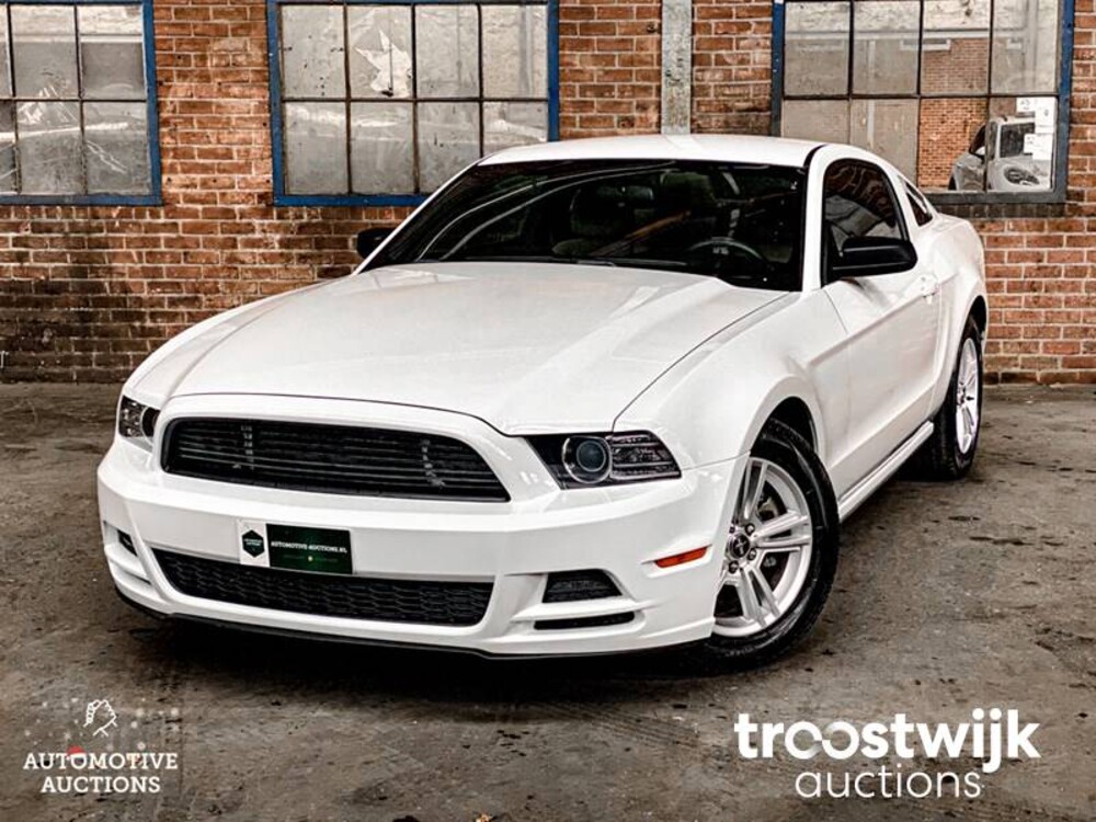 Ford Mustang V6 3.7L 305PS 2013