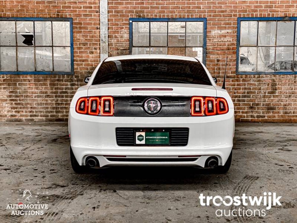 Ford Mustang V6 3.7L 305PS 2013