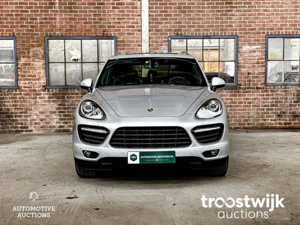 Porsche Cayenne Turbo 4.8 V8 500PS 2010