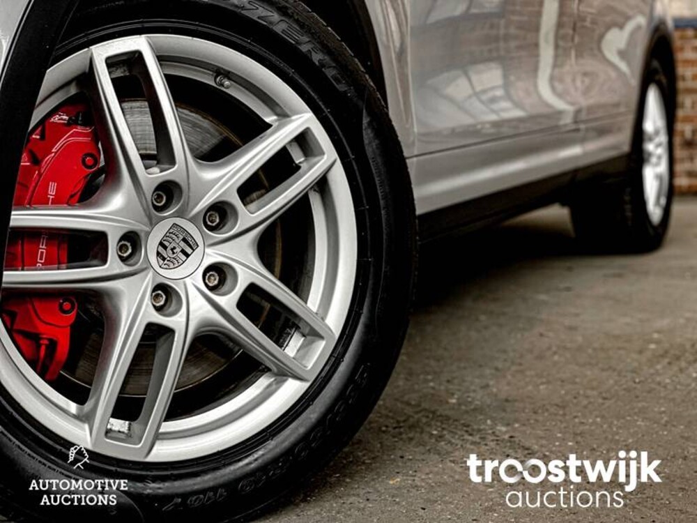 Porsche Cayenne Turbo 4.8 V8 500PS 2010