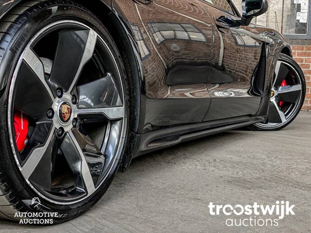 Porsche Taycan 4S Performance 84kWh 84kWh 489PS 2020 -Orig NL-, J-151-JF