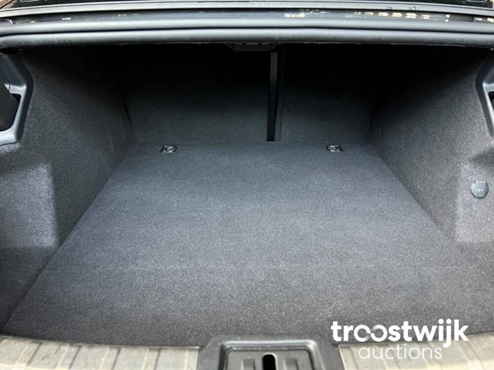 Porsche Taycan 4S Performance 84kWh 84kWh 489PS 2020 -Orig NL-, J-151-JF