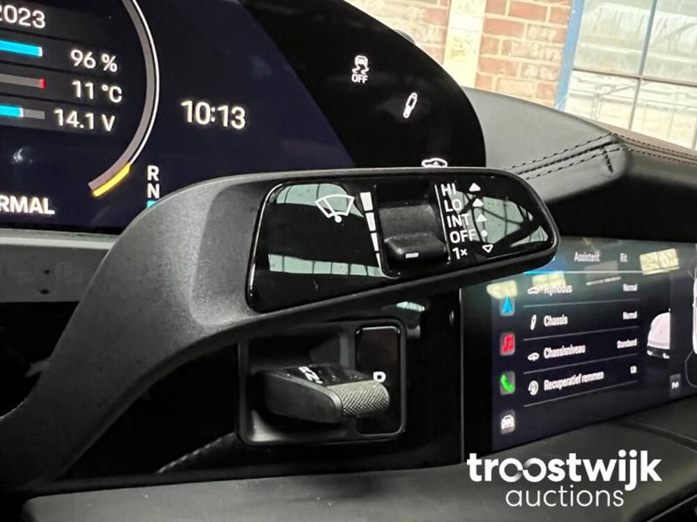 Porsche Taycan 4S Performance 84kWh 84kWh 489PS 2020 -Orig NL-, J-151-JF