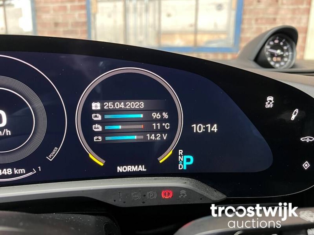 Porsche Taycan 4S Performance 84kWh 84kWh 489PS 2020 -Orig NL-, J-151-JF