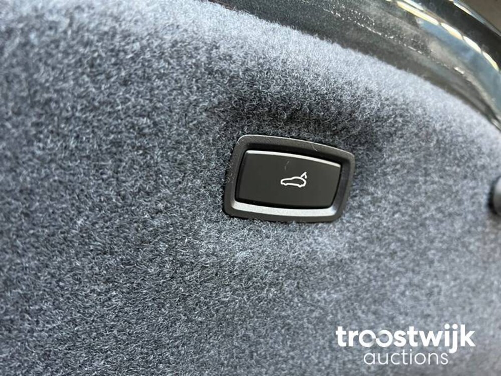 Porsche Taycan 4S Performance 84kWh 84kWh 489PS 2020 -Orig NL-, J-151-JF