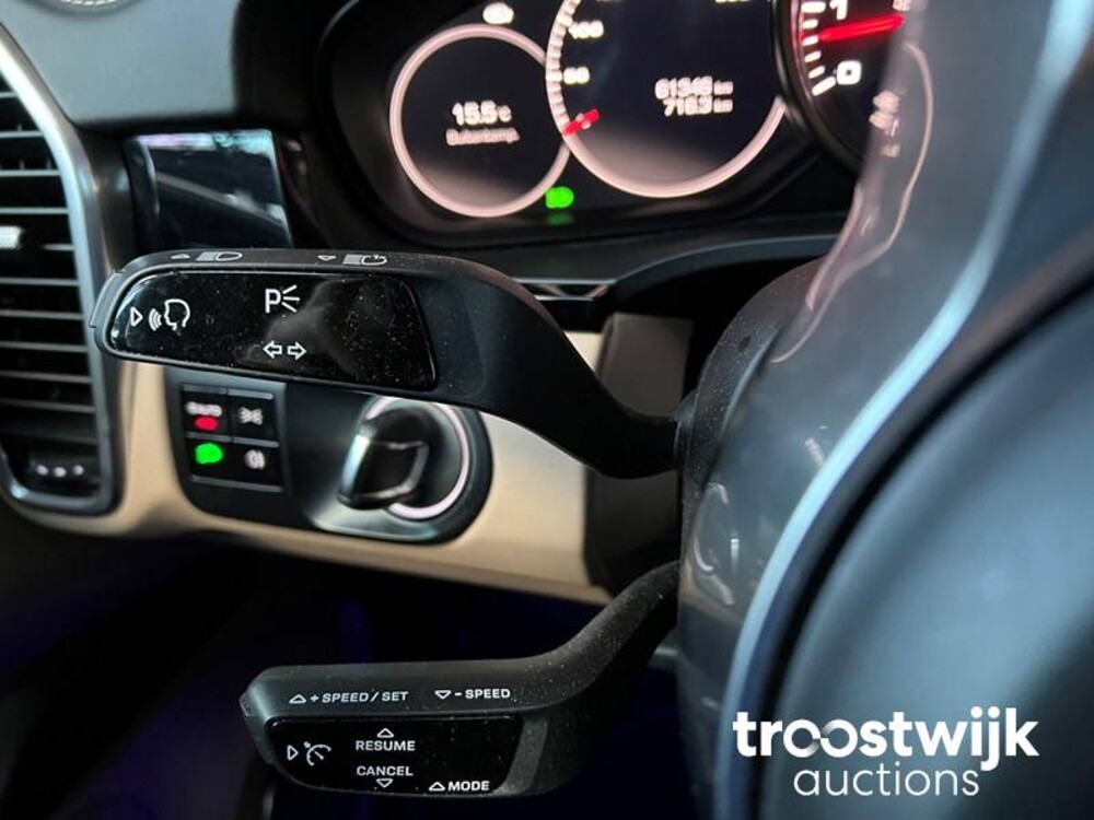 Porsche Cayenne S 2.9 V6 Sport Design 441hp 2019 SportChrono, NL Nummernschild 