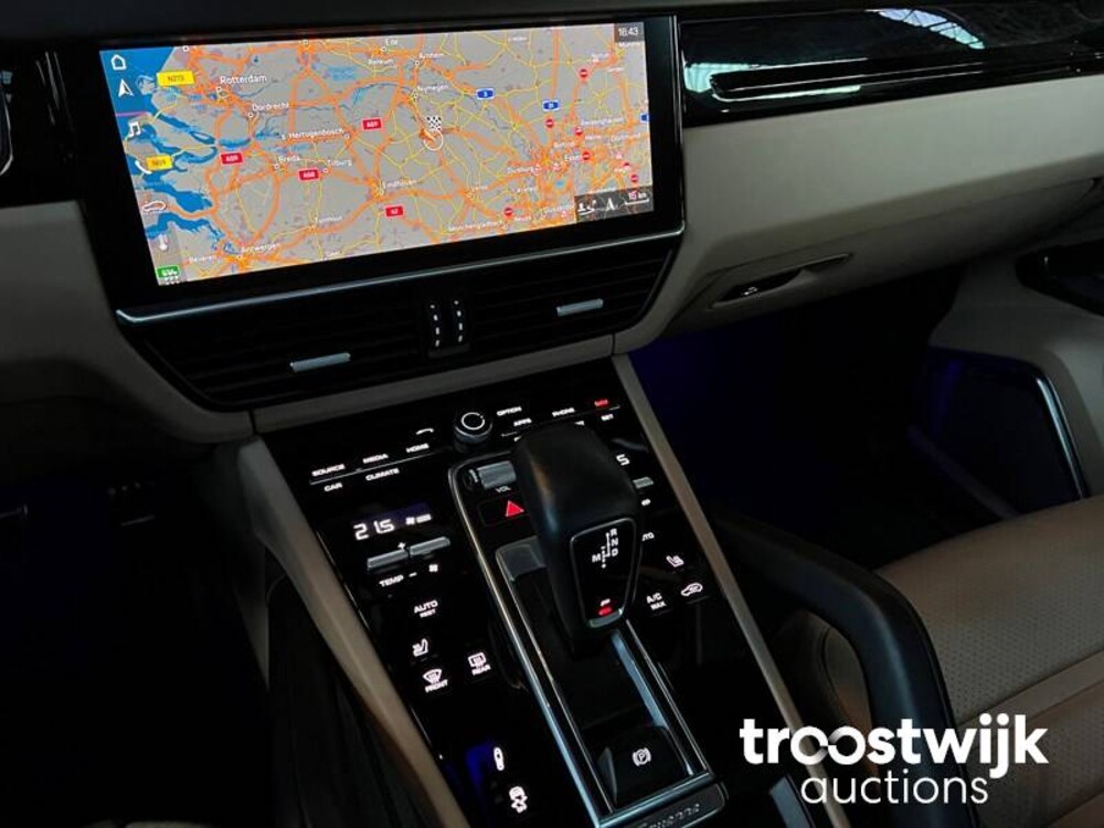 Porsche Cayenne S 2.9 V6 Sport Design 441hp 2019 SportChrono, NL Nummernschild 