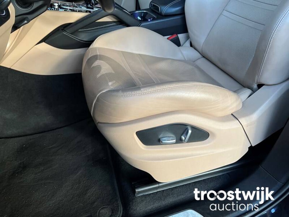 Porsche Cayenne S 2.9 V6 Sport Design 441hp 2019 SportChrono, NL Nummernschild 