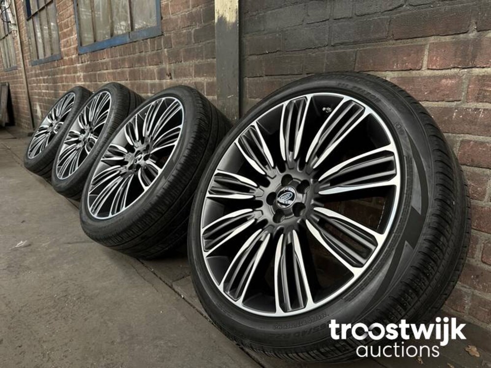 Land Rover Range Rover Velar First Edition D300 3.0 V6 AWD HSE 300PS 2018, K-931-XR