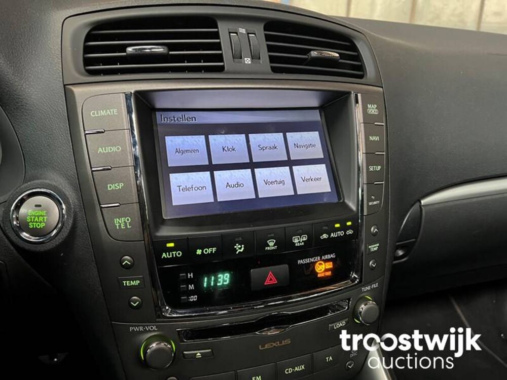 Lexus IS 250 F-Sport Line Limousine 208PS 2011, L-434-ZR