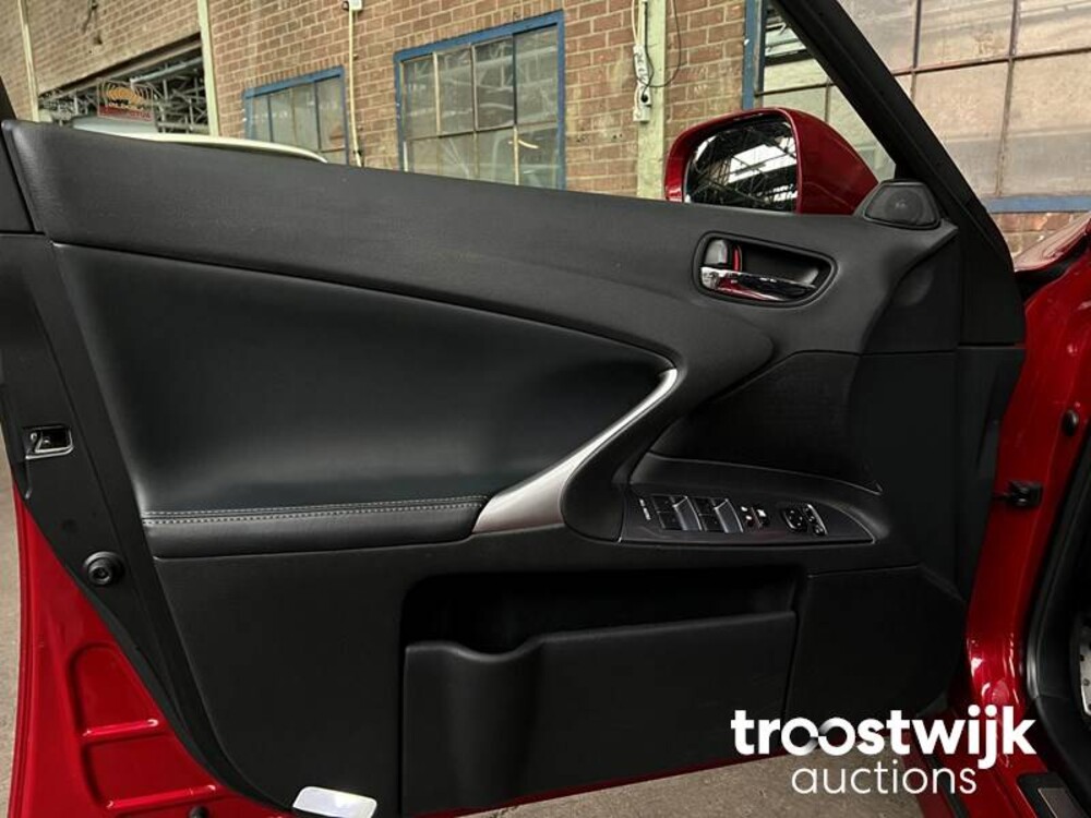 Lexus IS 250 F-Sport Line Limousine 208PS 2011, L-434-ZR