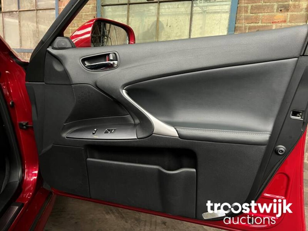 Lexus IS 250 F-Sport Line Limousine 208PS 2011, L-434-ZR