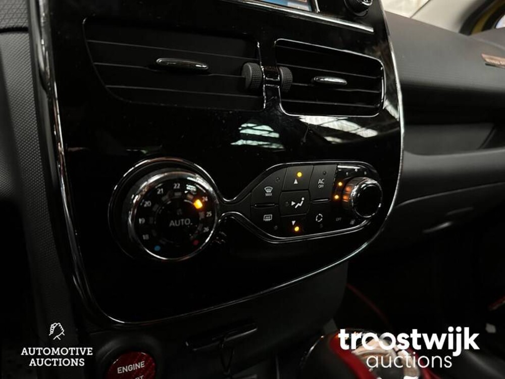 Renault Clio RS Trophy-R Sport  200PS 2014, R-517-LK