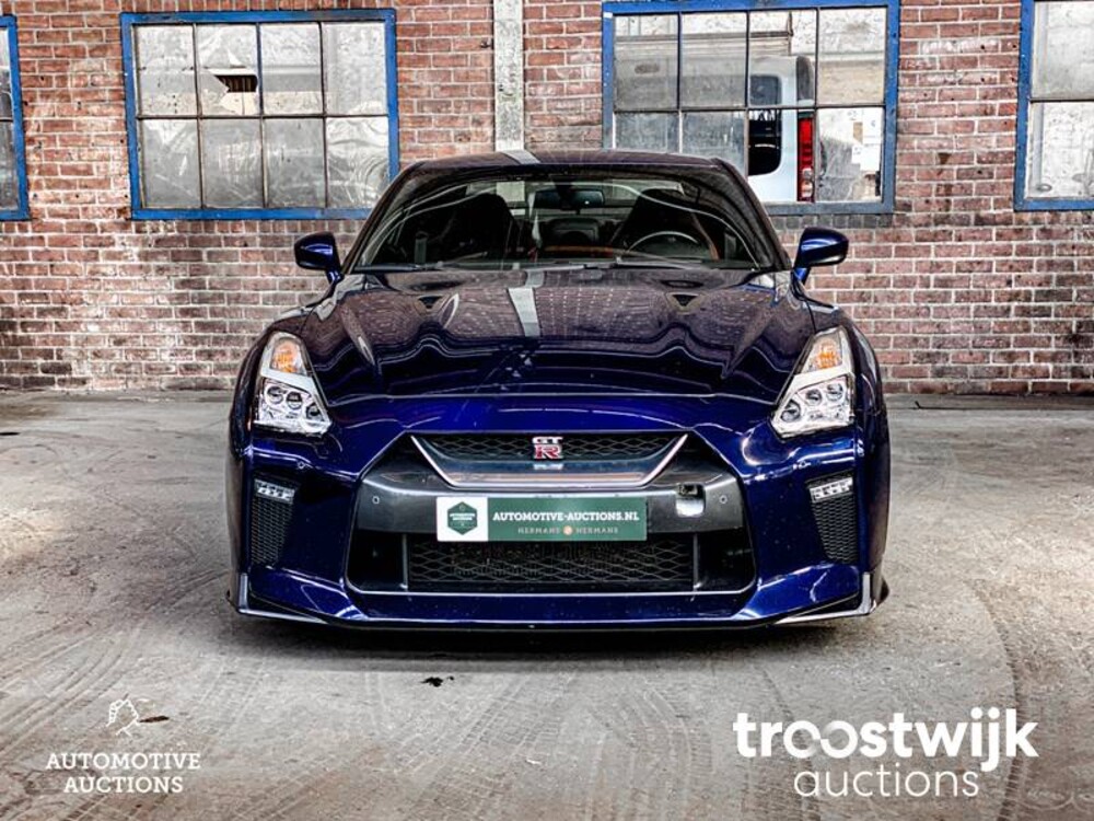 Nissan GT-R R35 3.8 V6 570 PS 2016 GTR35 FACELIFT GTR