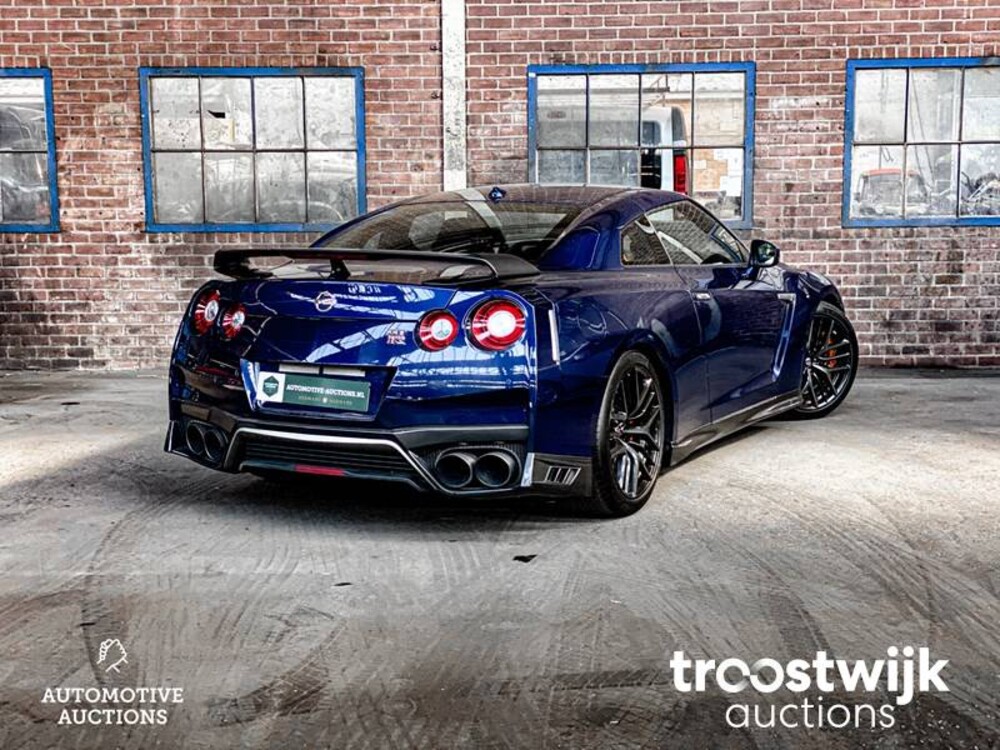 Nissan GT-R R35 3.8 V6 570 PS 2016 GTR35 FACELIFT GTR