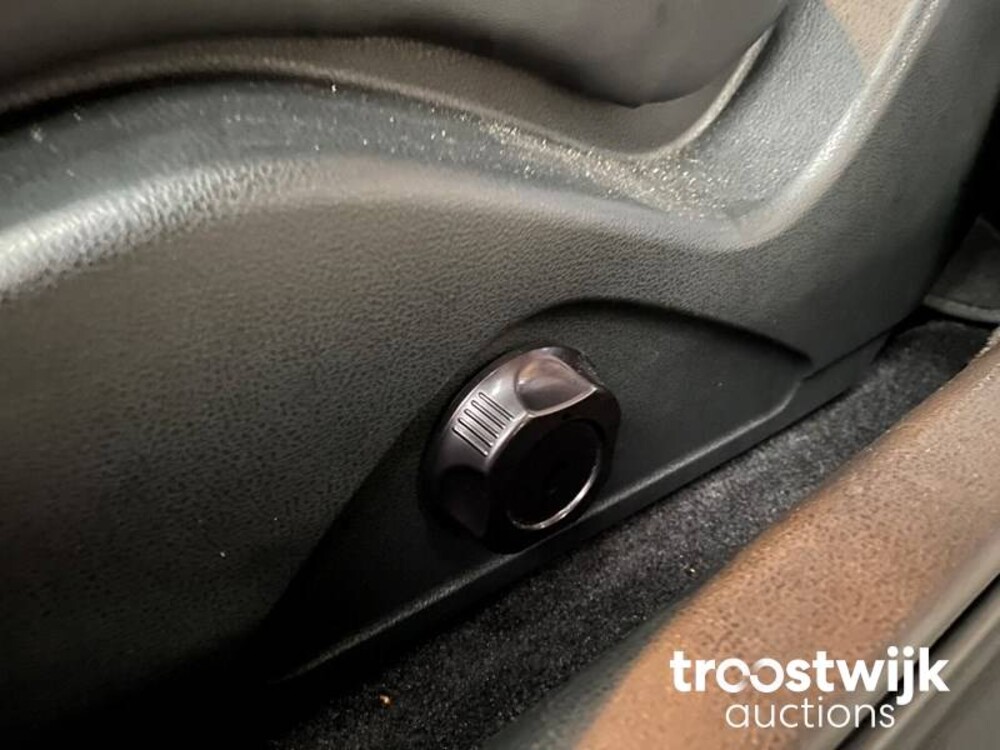 Nissan GT-R R35 3.8 V6 570 PS 2016 GTR35 FACELIFT GTR