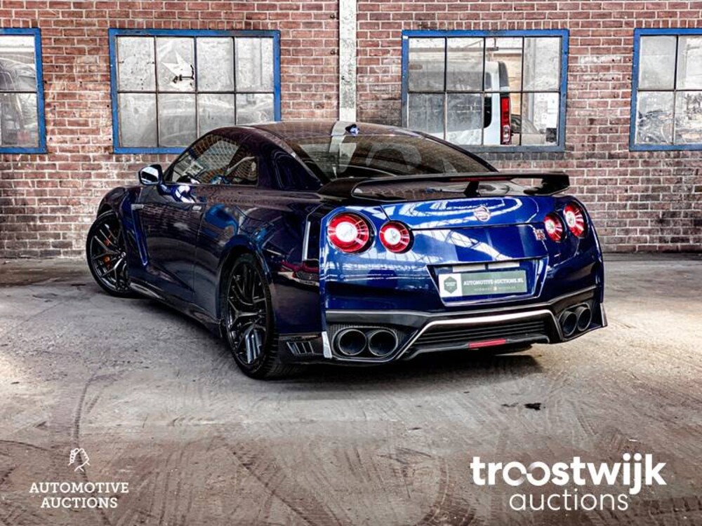 Nissan GT-R R35 3.8 V6 570 PS 2016 GTR35 FACELIFT GTR