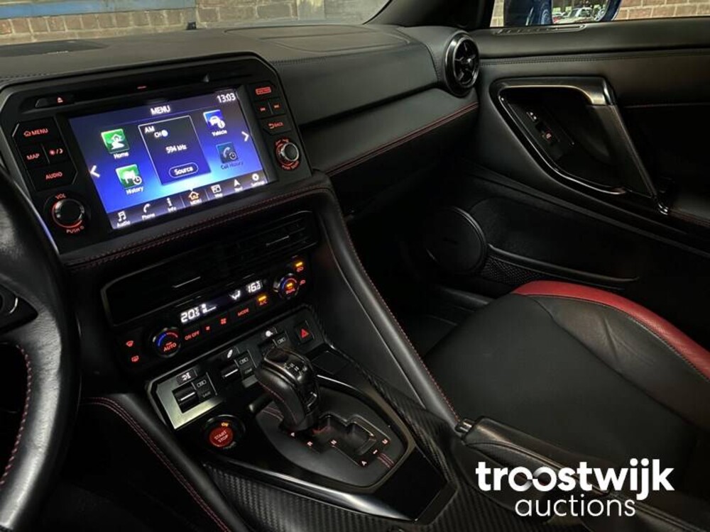Nissan GT-R R35 3.8 V6 570 PS 2016 GTR35 FACELIFT GTR