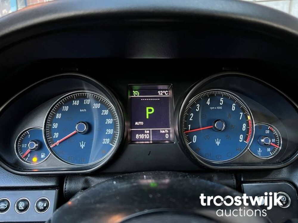 Maserati Quattroporte Executive GT 4.2  401PS 2010, R-125-TN