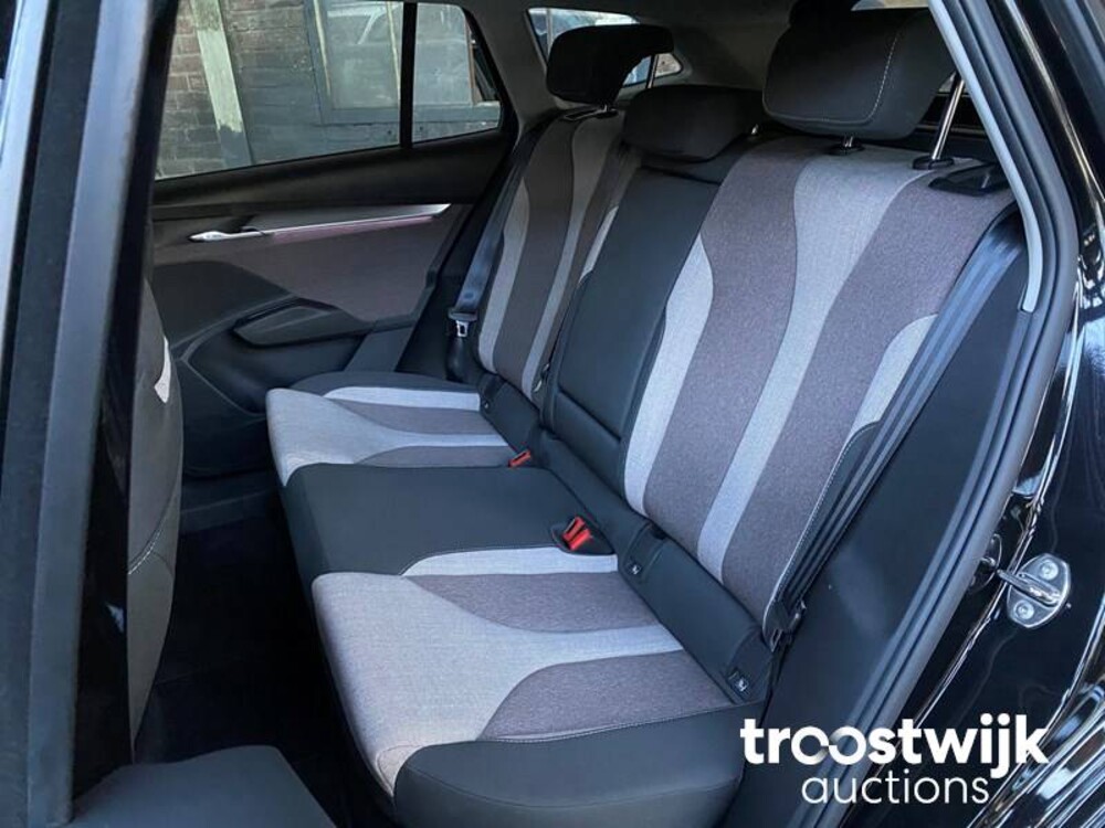 Skoda Enyaq iV 60 58kWh 179PS 2021 -Herstellergarantie-, R-335-FD 