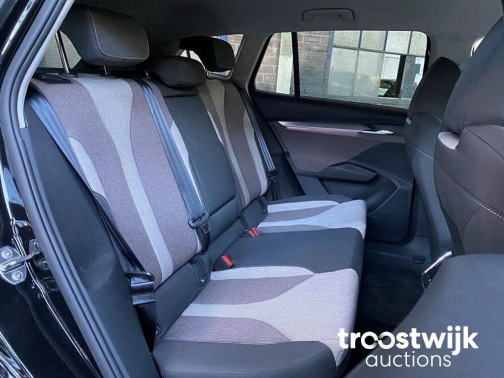 Skoda Enyaq iV 60 58kWh 179PS 2021 -Herstellergarantie-, R-335-FD 