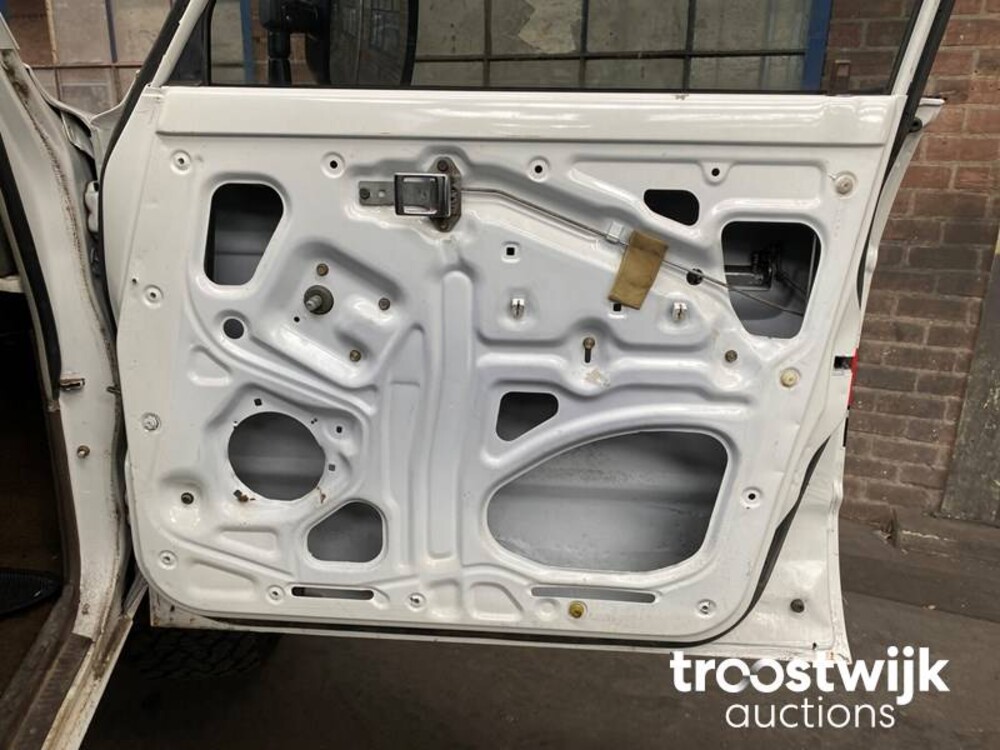 Toyota Landcruiser FJ60 2F 135hp 1982