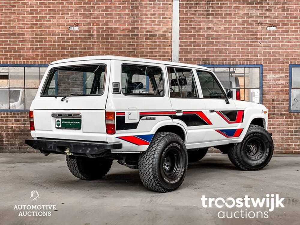 Toyota Landcruiser FJ60 2F 135hp 1982