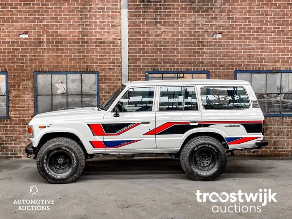 Toyota Landcruiser FJ60 2F 135hp 1982