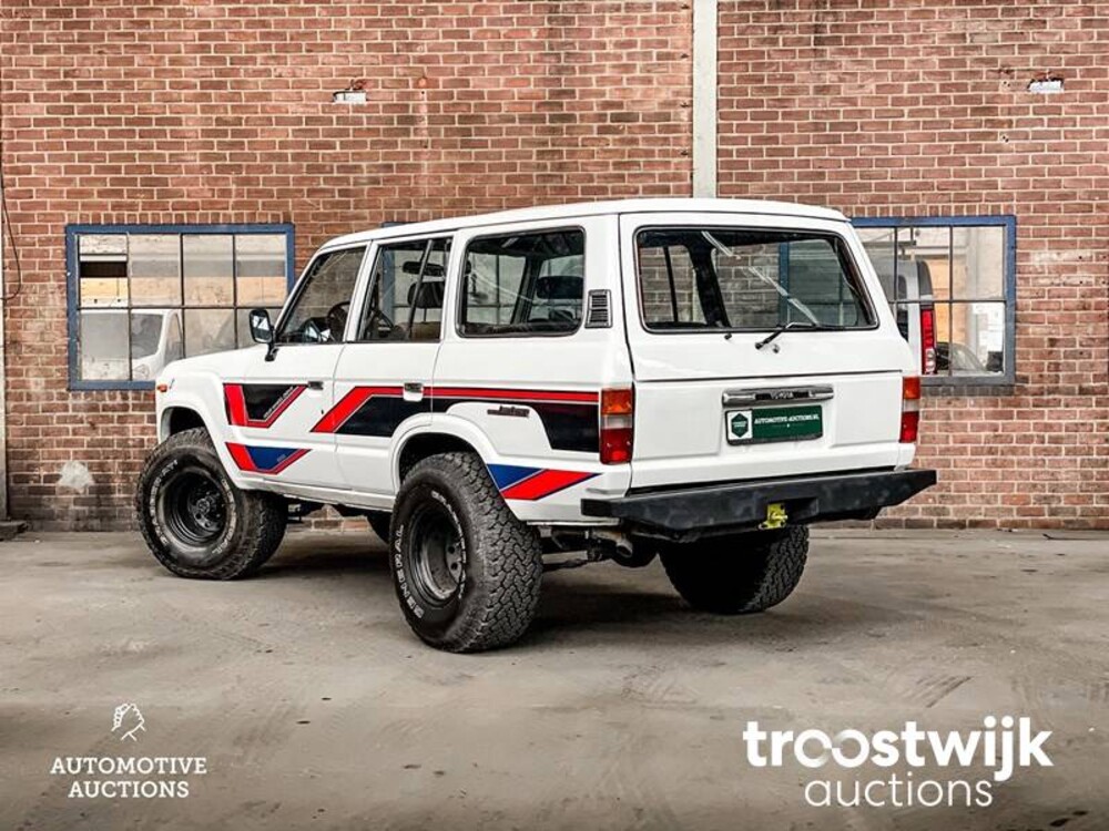 Toyota Landcruiser FJ60 2F 135hp 1982
