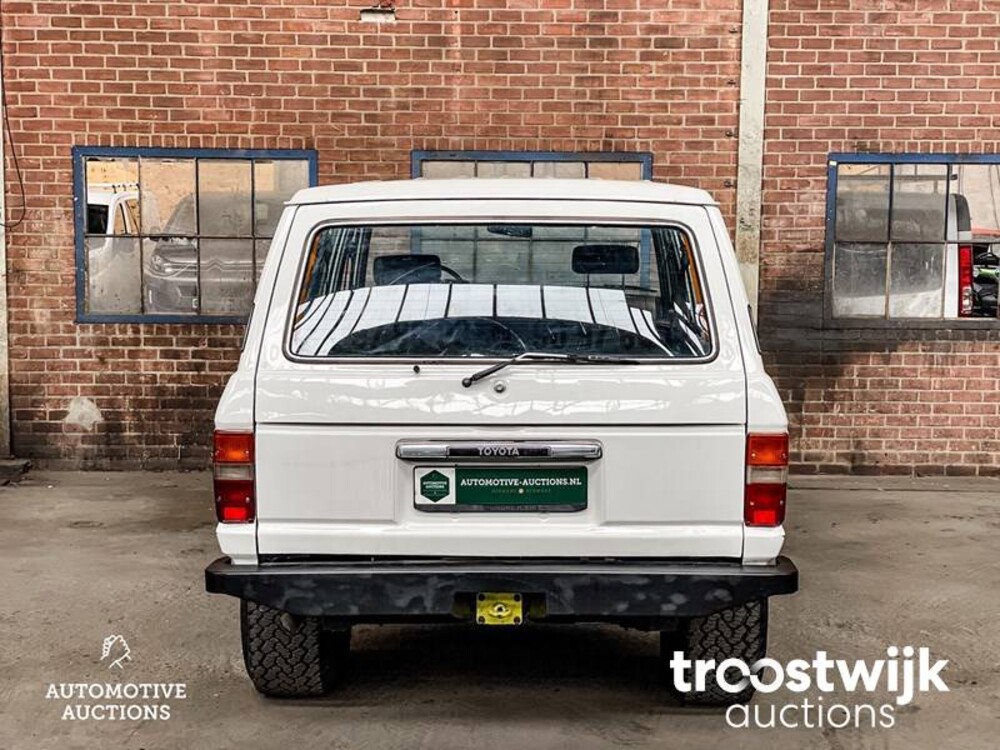 Toyota Landcruiser FJ60 2F 135hp 1982