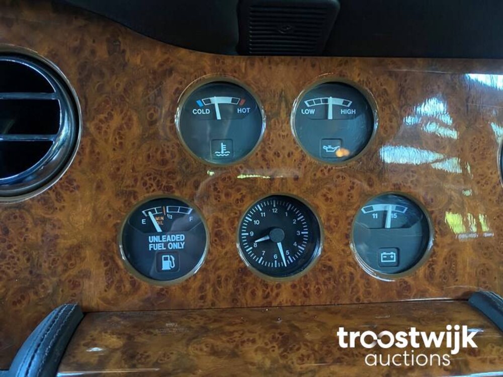 Bentley Brooklands 6.8 V8 249hp 1996, 95-HGZ-1