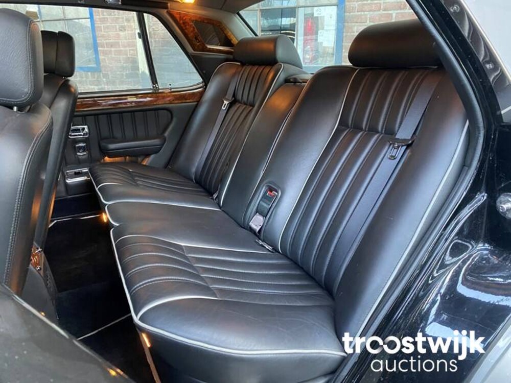 Bentley Brooklands 6.8 V8 249hp 1996, 95-HGZ-1