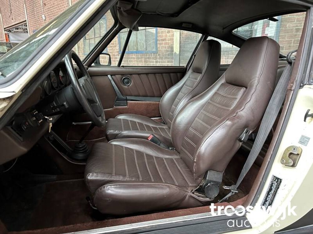 Porsche 911 SC 165hp 1977